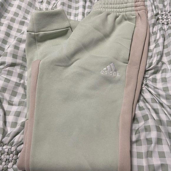 Adidas joggers - Picture 1 of 1